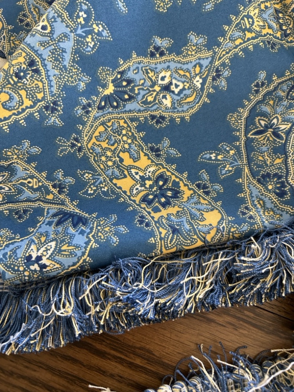 Schumacher Designer Fabric. 2.9” yds - Picture 13 of 13